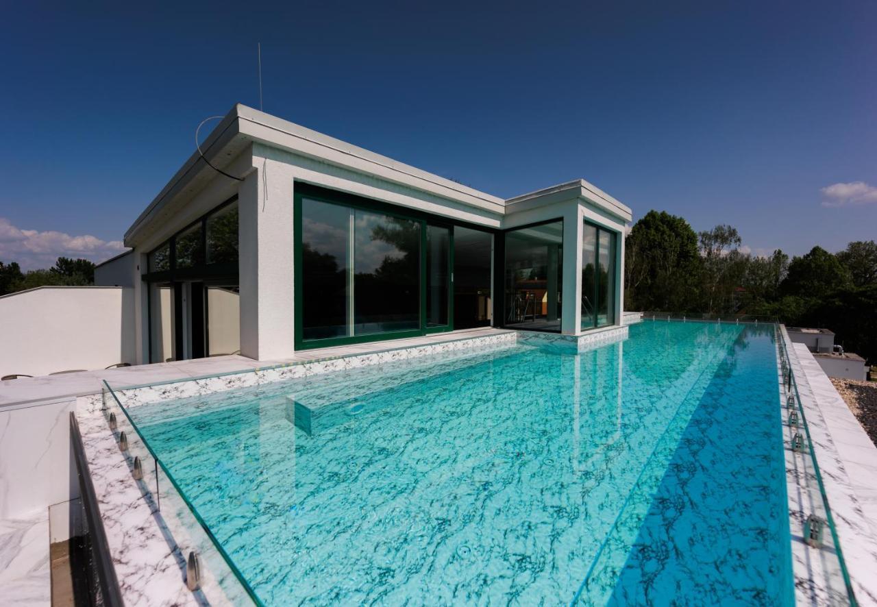 Villa Bauhaus Wellness Apartman شيوفوك المظهر الخارجي الصورة